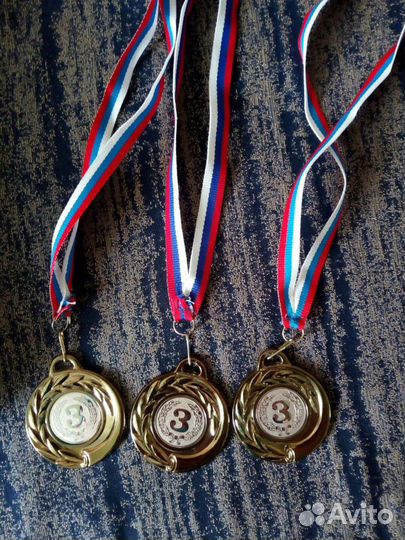 Медали по местам