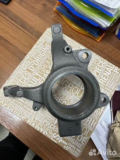 Кулак поворотный Largus (правый) под ABS