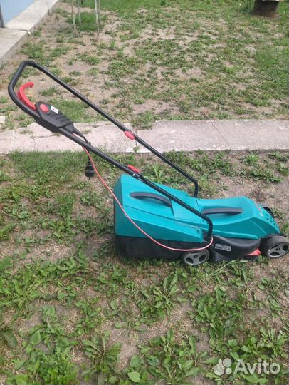 Газонокосилка 