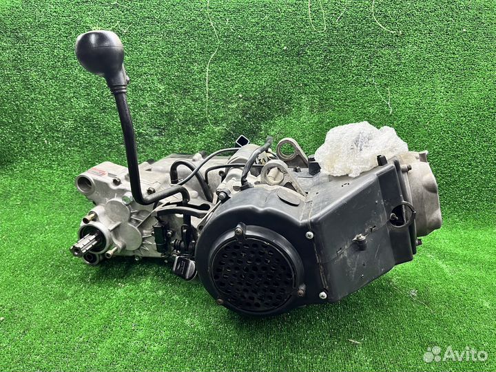 Двигатель 150см3 вариатор + реверс масл охл