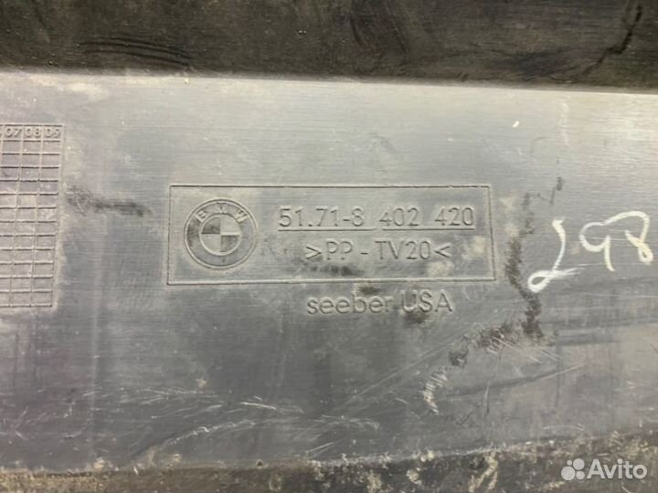 Воздуховод радиатора Bmw X5 E53 M54B30 2001