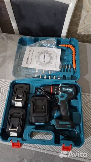 Дрель шуруповерт makita
