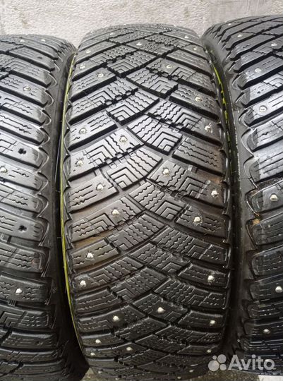 Goodyear Ultragrip Ice Arctic 185/60 R15 98W