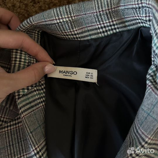 Женский костюм из шерсти mango