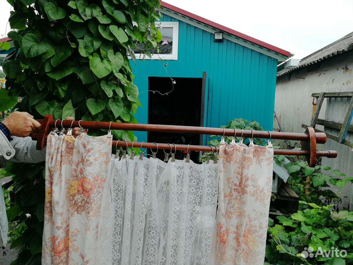 Старинные деревянные карнизы для штор