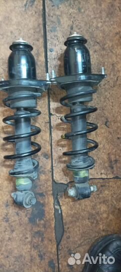 Амортизаторы задние Toyota Celica zzt23