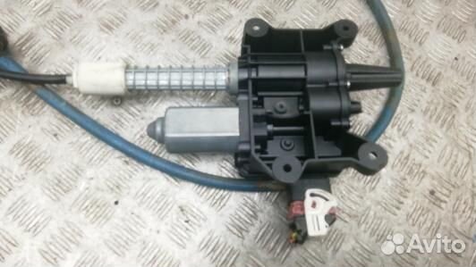 Стояночный тормоз электронный peugeot 5008 (EEA12Q