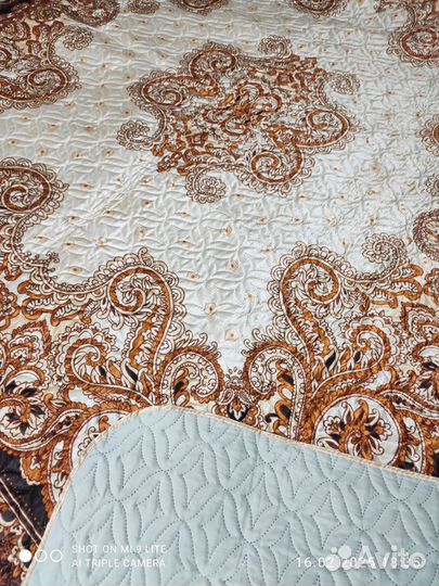 Покрывало на кровать