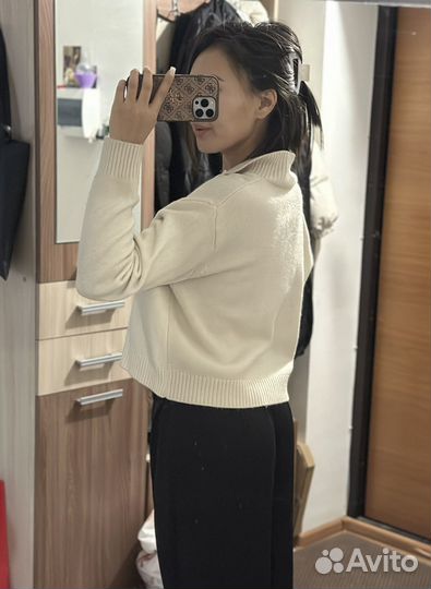 Свитер женский