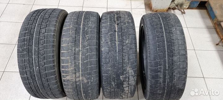 Yokohama Ice Guard Studless IG50 215/55 R17