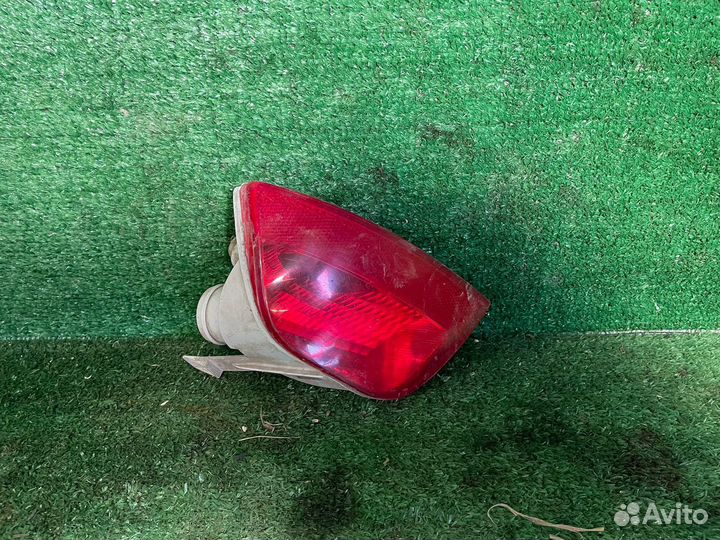 Задний фонарь левый правый в бампер Ford Focus 1