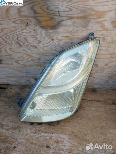 Фара левая Toyota Prius 2 NHW20 2005 81185-47130