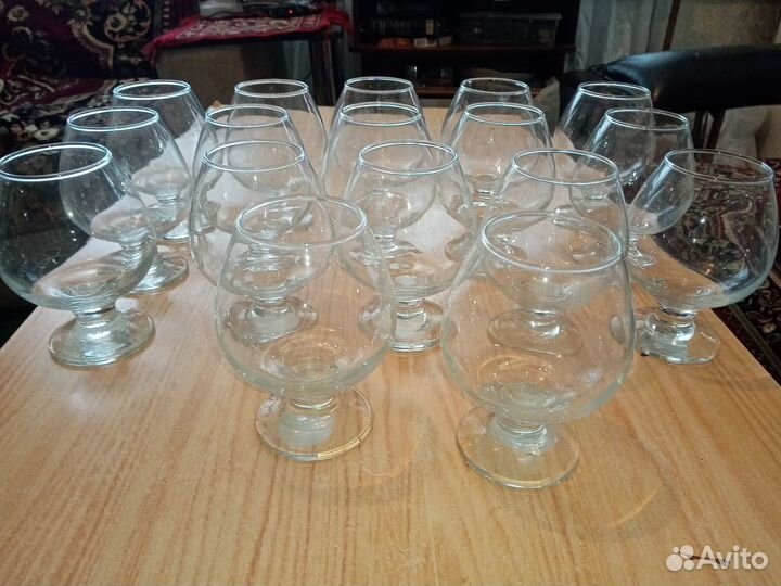 Фужеры и рюмки на ножке СССР и хрустальные вазы