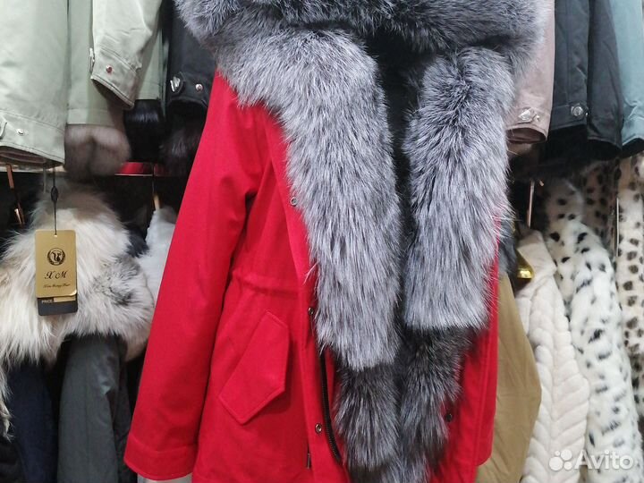 Парка с натуральным мехом