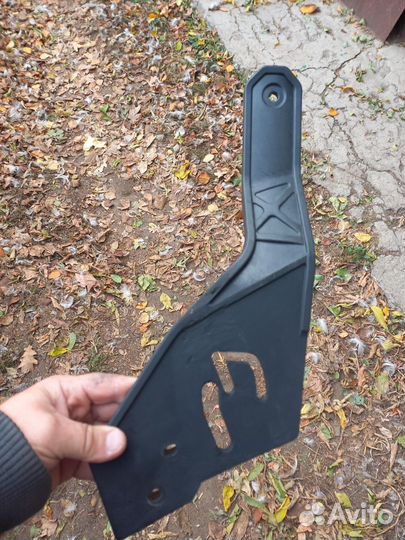 Опора спинки левая BRP 510005419