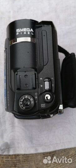 Видеокамера JVC GZ-MG575E