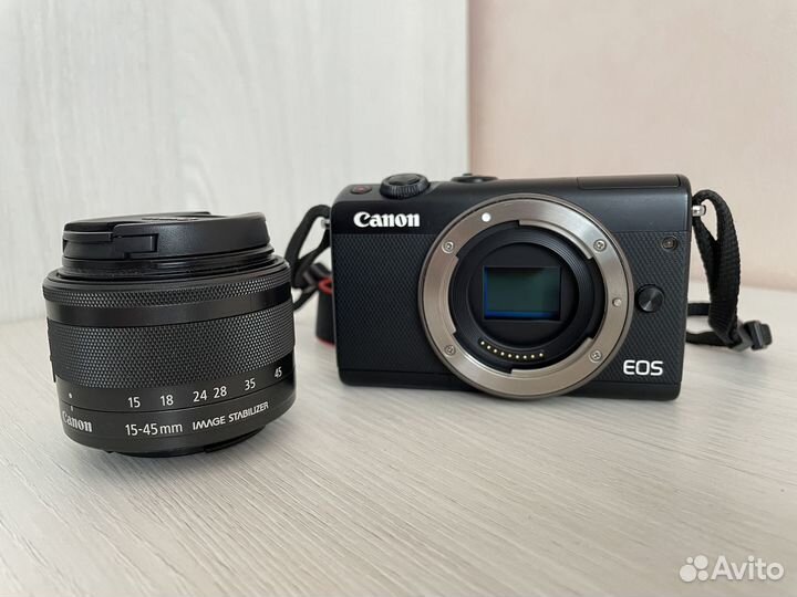 Фотоаппарат Canon EOS M100