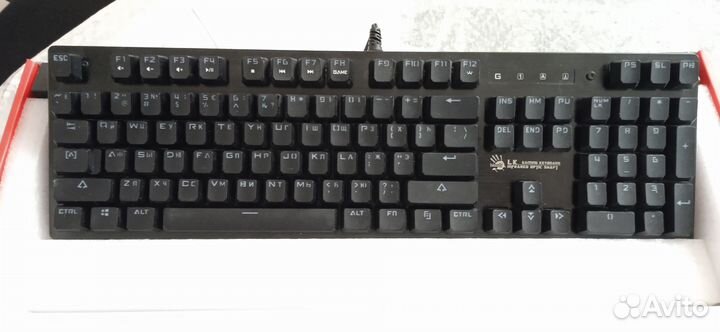 Игровая механическая клавиатура Bloody B820R