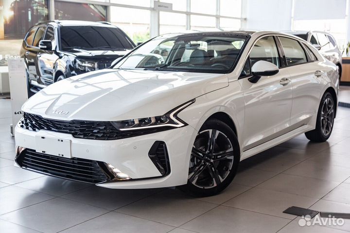 Kia K5 2.0 AT, 2024