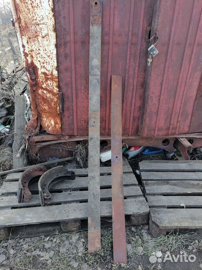 Рессоры И тормозные накладки на маз 53366