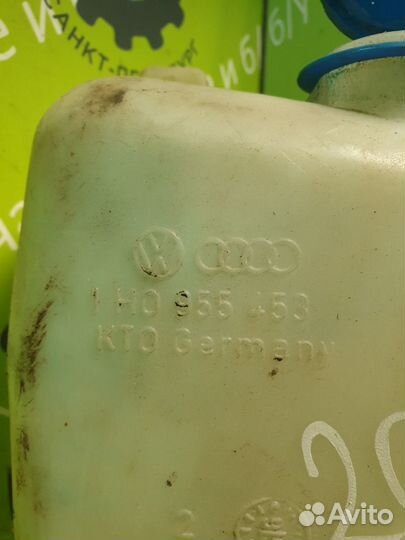 Бачок омывателя Volkswagen Golf 3 1.6 AEE