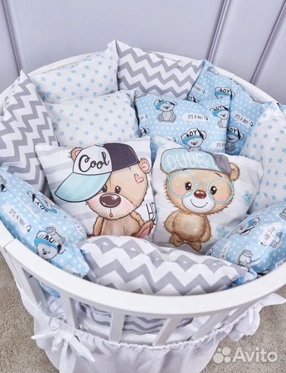 Комплект бортиков в кроватку с одеялом