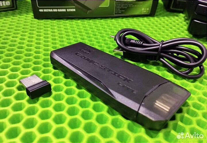 Игровая приставка Game Stick 15000 игр