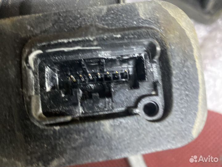 Шкода Рапид замки дверей оригинал