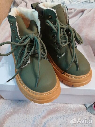 Ботинки новые 35р