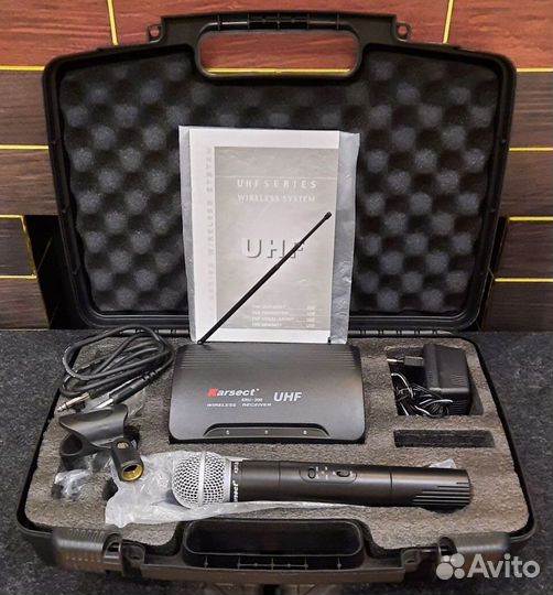 Микрофон вокальный Karsect KRU-200 KST3U радио Pro