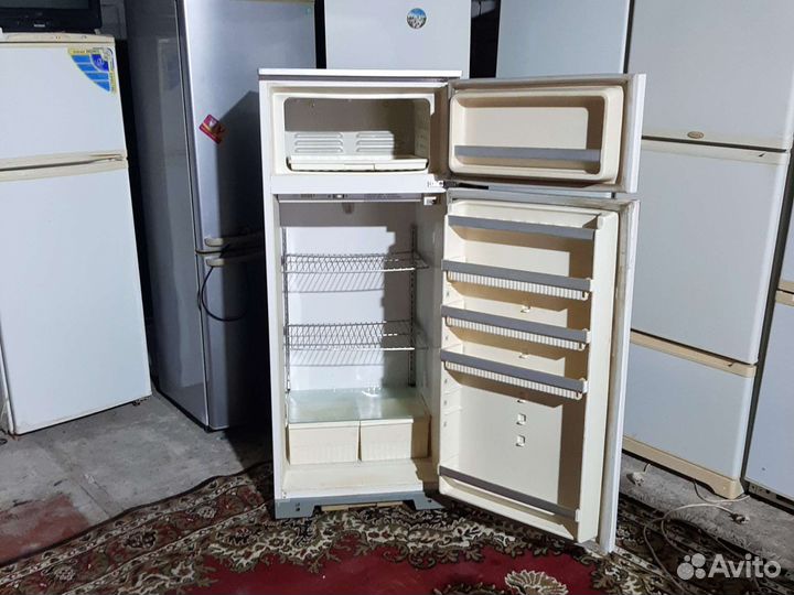 Холодильник бу. Склад мебели бу