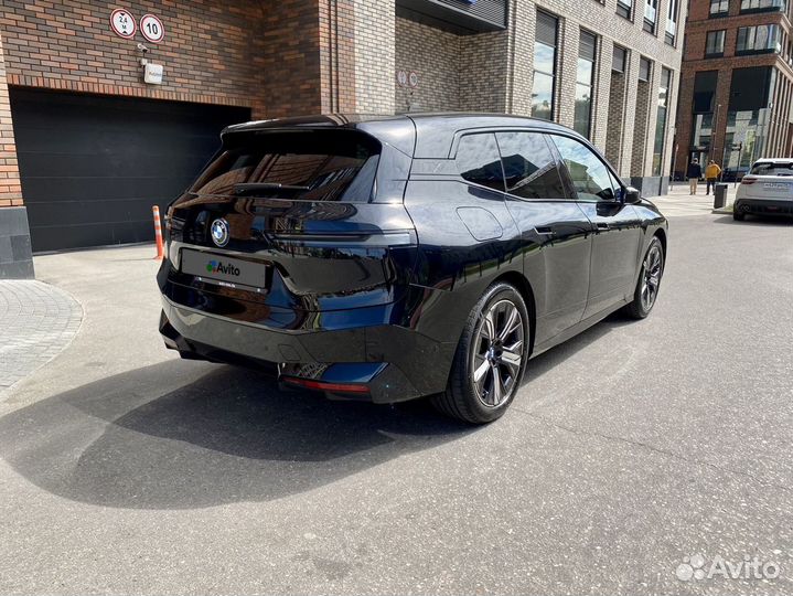 BMW iX AT, 2022, 7 000 км