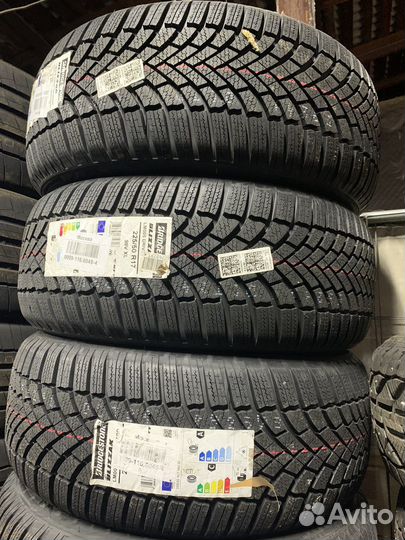 Bridgestone Blizzak LM005 RFT 225/50 R17 98T