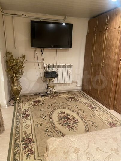 Комната 35 м², 1/2 эт.