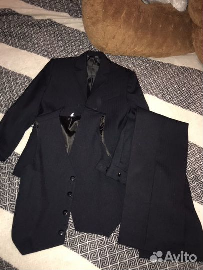 Школьный костюм тройка 116/128