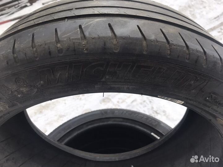 Michelin Pilot Sport 3 245/40 R18 93Y