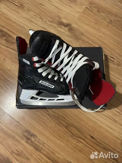 Хоккейные коньки Bauer