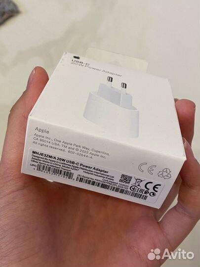 Зарядное устройство на iPhone 20w