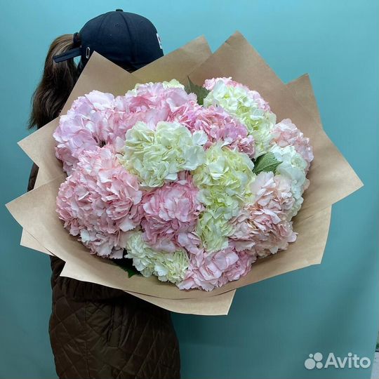 Букет 541 Гортензия белая + розовая 19 шт