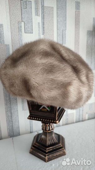Женский норковый берет