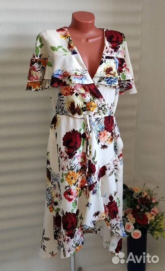 Платья нарядные