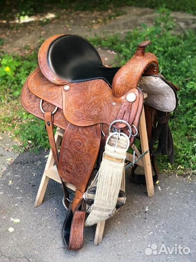 Седло для лошади вестерн