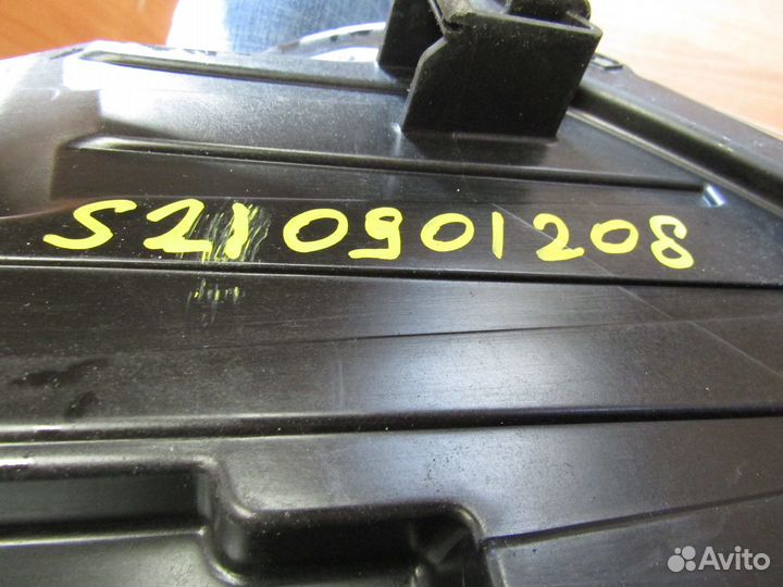 Фара правая Hyundai Tucson