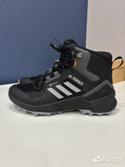 Зимние ботинки adidas terrex swift R3 GTX W