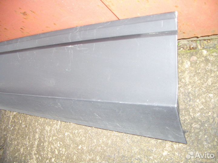 Накладка двери передней Фольксваген Тигуан с16