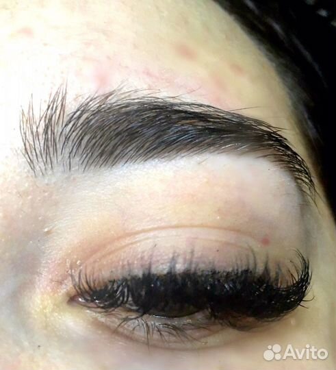Мастер наращивания ресниц