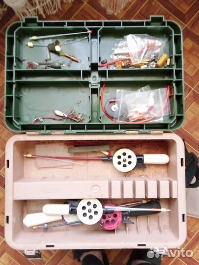 Рыболовный ящик