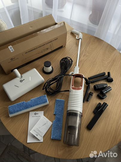 Пылесос с влажной уборкой