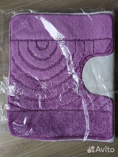 Коврики для ванной и туалета