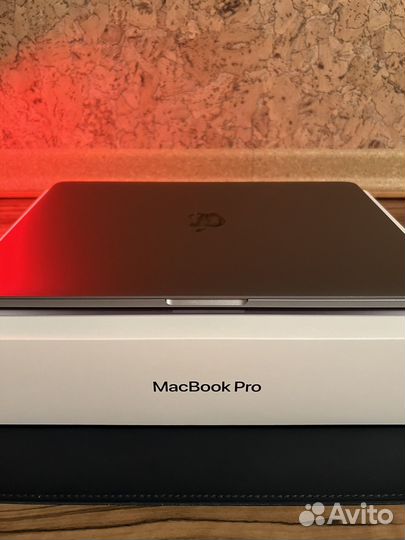 MacBook Pro 13 (256 Gb) (рст)
